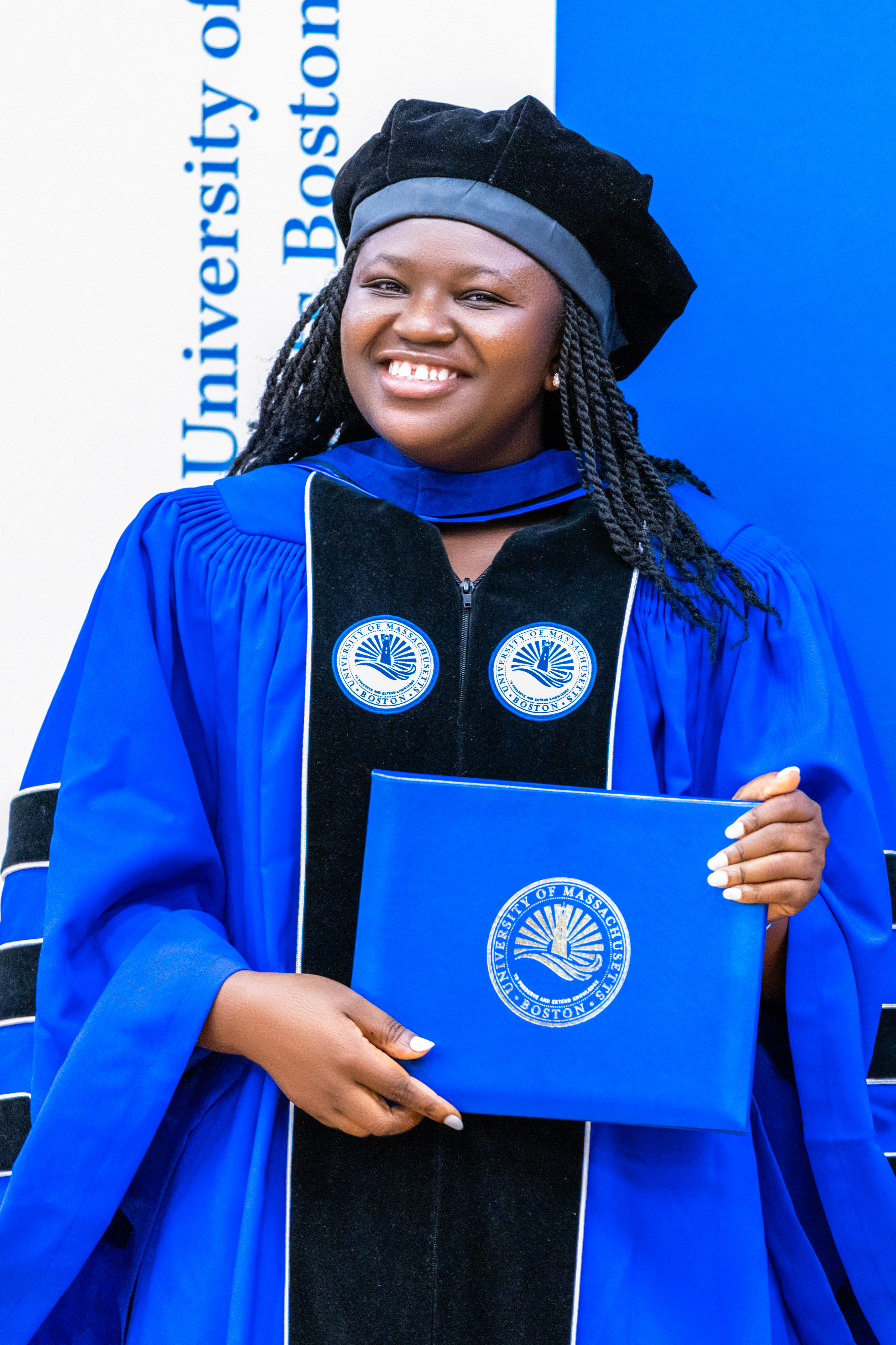 Dr. Patricia Naya